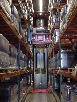 Steinbock turret truck in narrow aisle application